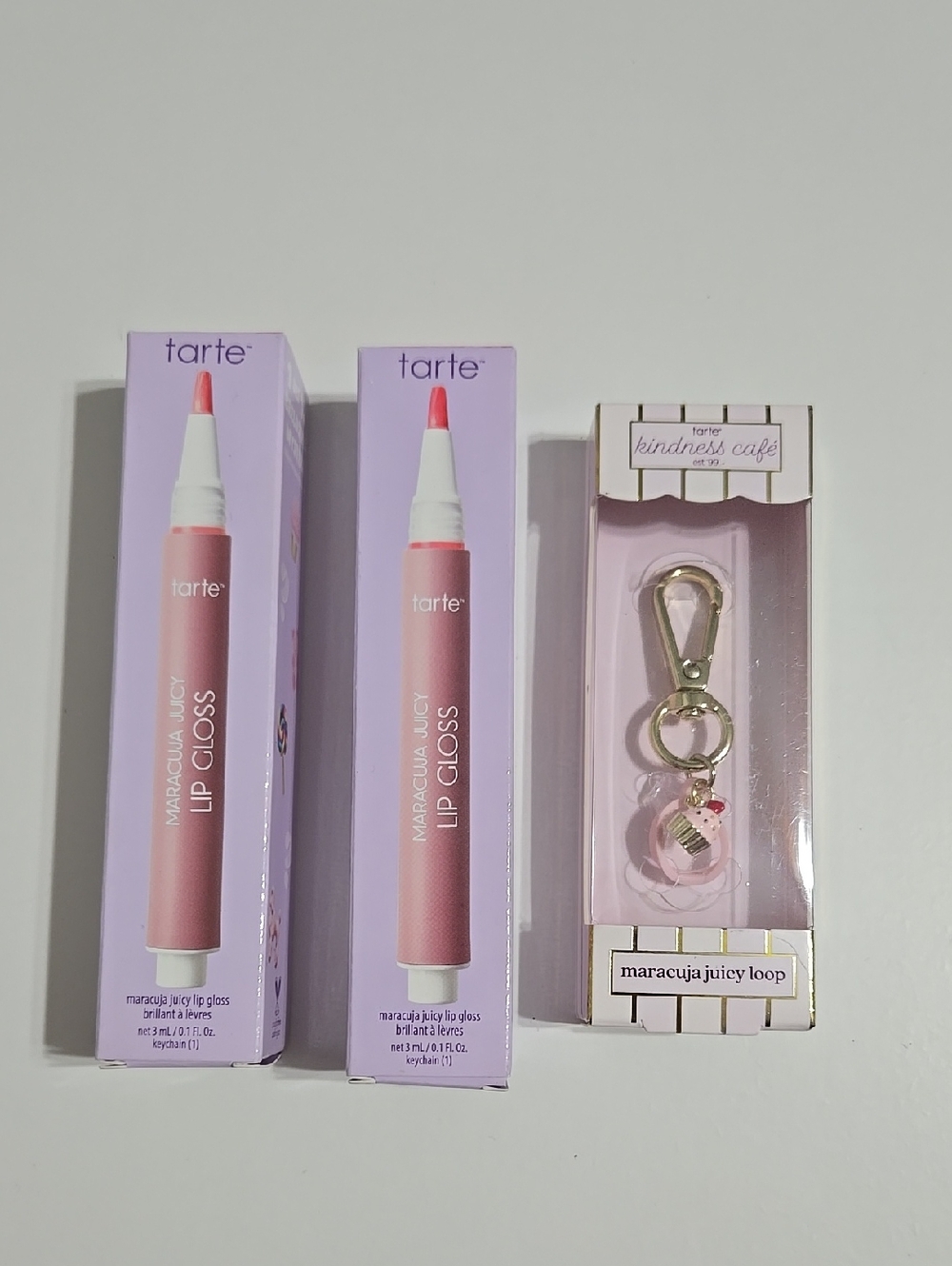 Tarte Kindness Cafe Keychain Pink Cupcake Charm Maracuja Juicy Loop Lip Gloss
